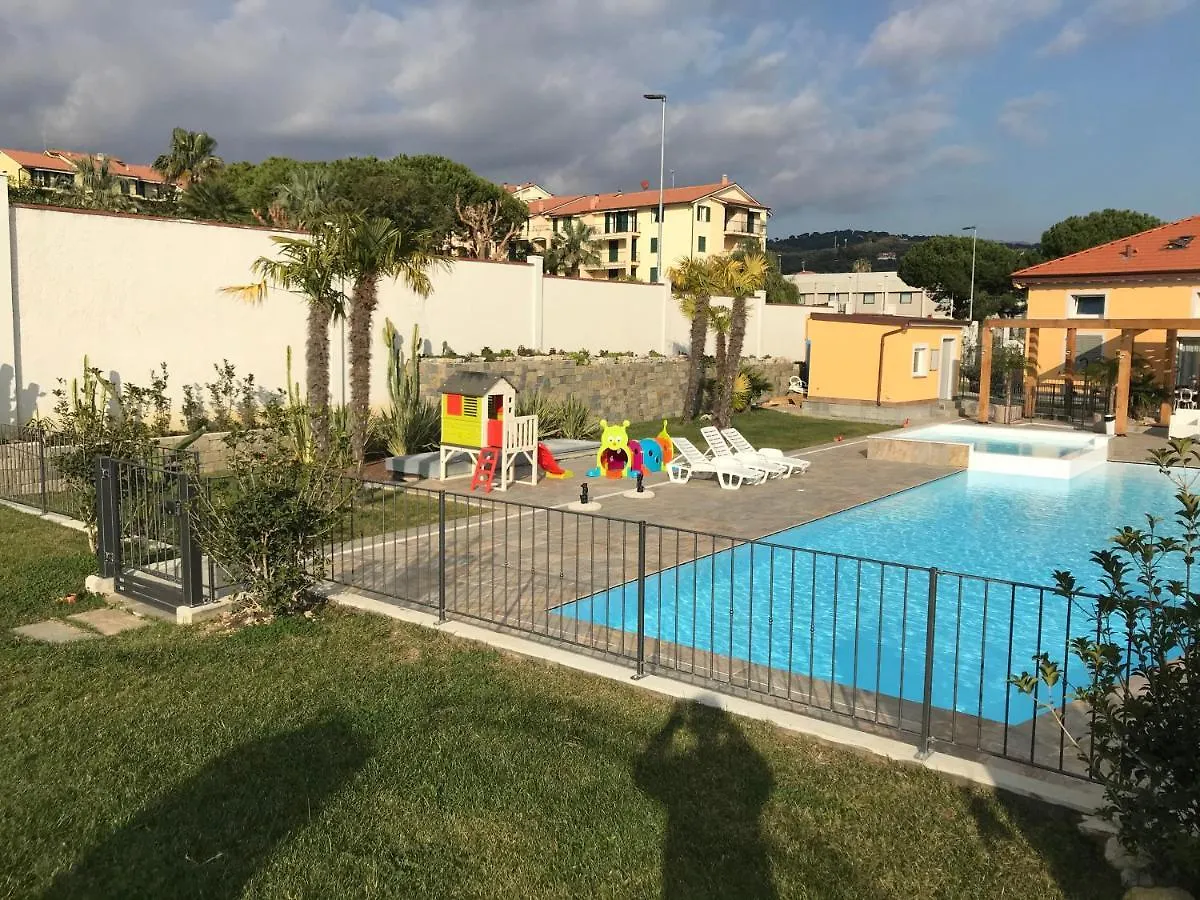 Villa Canepa Diano Marina Aparthotel
