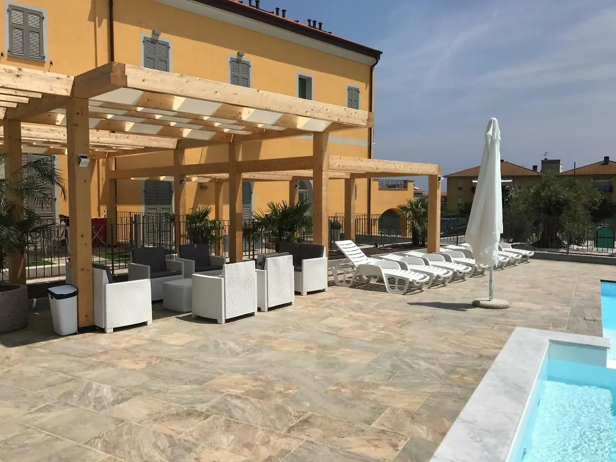Villa Canepa Diano Marina Aparthotel